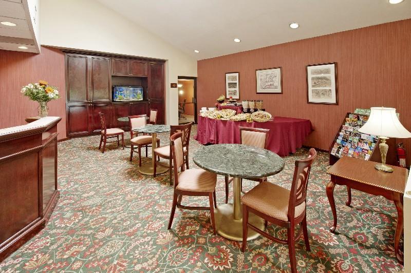 Days Inn By Wyndham Woodbury Long Island Restaurante foto